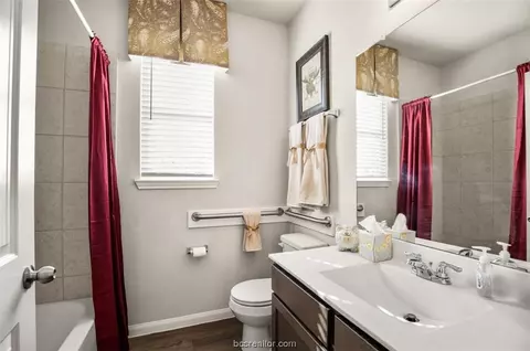 992 Harper Ln, Bryan, TX 77803 photo 15