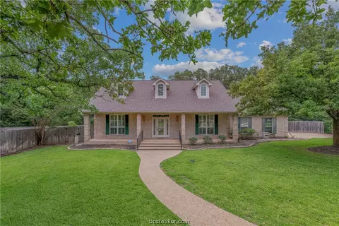 3804 Williams Bnd, Bryan, TX 77808
