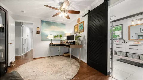 2400 Wayside Dr, Bryan, TX 77802 photo 8