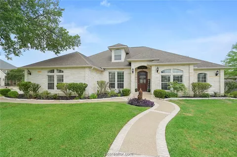 901 Crooked Stick, College Station, TX 77845