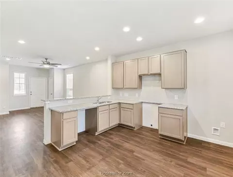4746 Milagro Loop, Bryan, TX 77807 photo 12