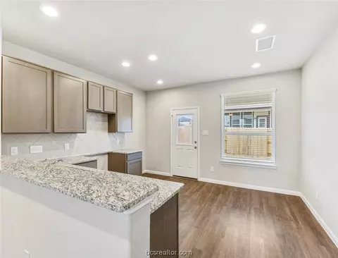 4746 Milagro Loop, Bryan, TX 77807 photo 11
