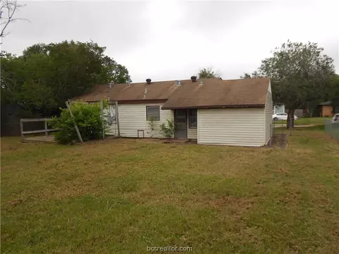 4325 Nagle Street Cob, Bryan, TX 77801 photo 4