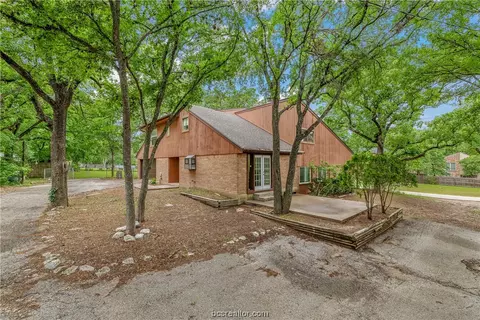217 N Harvey Mitchell Pkwy, Bryan, TX 77807