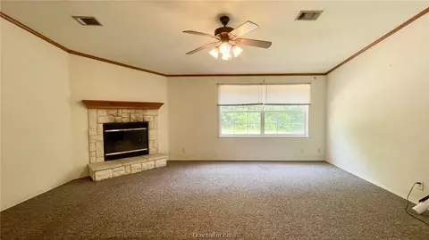 10233 Calhoun Rd, Bryan, TX 77808 photo 3