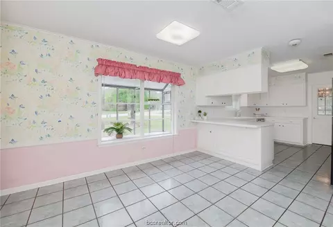 2914 Partridge Cir, Bryan, TX 77802 photo 12