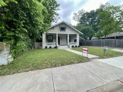 504 W 28th St, Bryan, TX 77803
