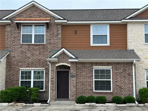 301 SW Parkway 348, College Station, TX 77840