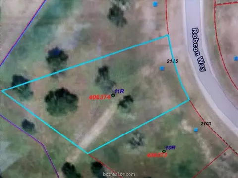 2105 Robcon, College Station, TX 77845