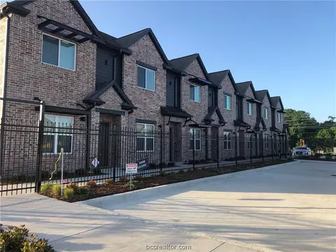 1451 N Associate Street 606, College Station, TX 77845