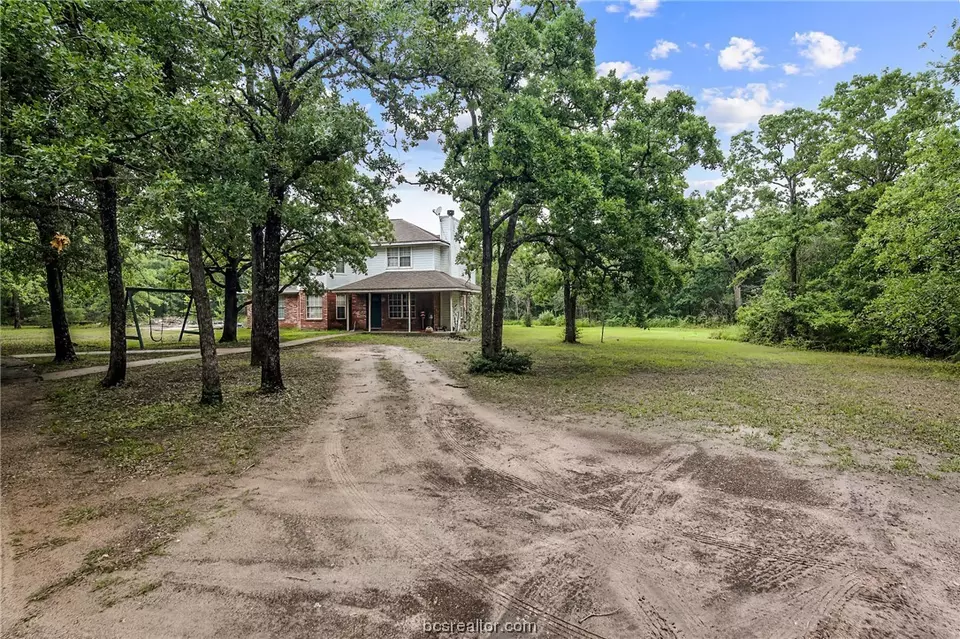  4980 Clayton Ln, College Station, TX 77845 photo 3