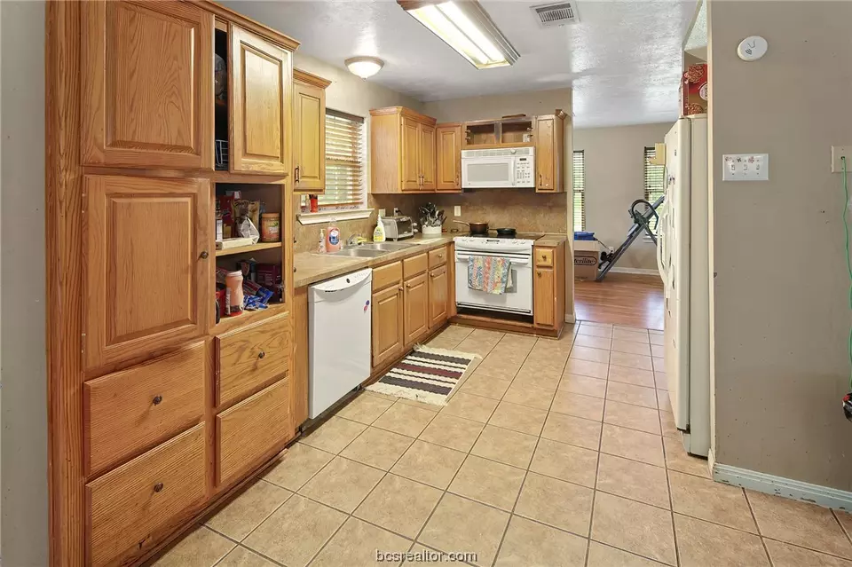  4980 Clayton Ln, College Station, TX 77845 photo 15