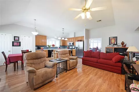 4513 Warwick Ln, Bryan, TX 77802 photo 12