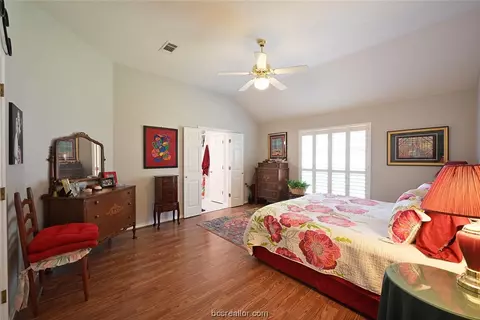 4513 Warwick Ln, Bryan, TX 77802 photo 13