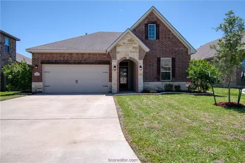 2535 Hailes Ln, College Station, TX 77845