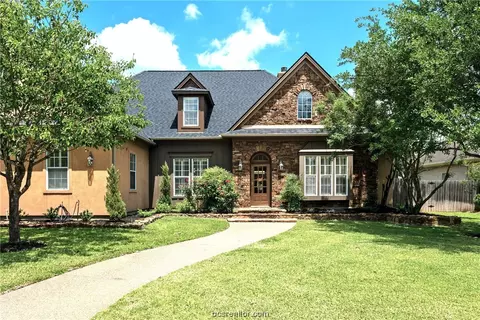 731 Royal Adelade Dr, College Station, TX 77845