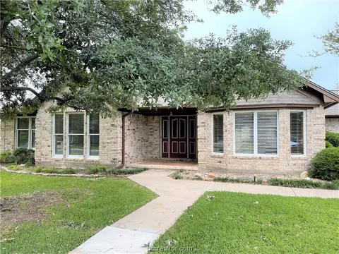 2809 Mescalero Ct, College Station, TX 77845