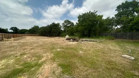 1800 Cornish Ct, Bryan, TX 77801 photo 5