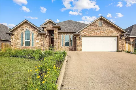 1205 Brunswick Ct, College Station, TX 77845