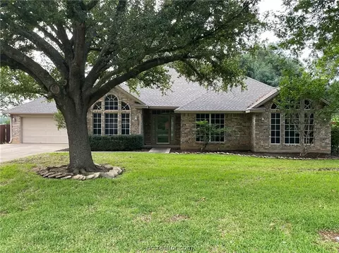 109 North Hls, Franklin, TX 77856