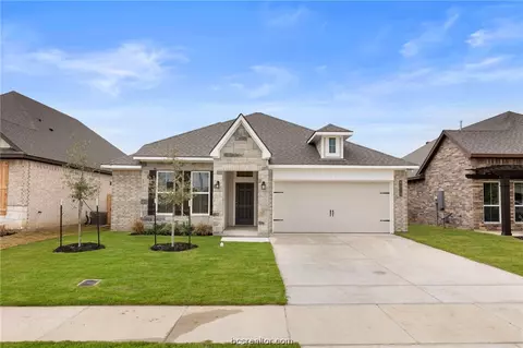 6218 Rockford Dr, College Station, TX 77845