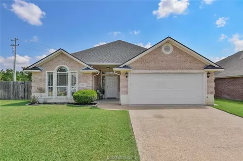 3501 Farah Dr, College Station, TX 77845