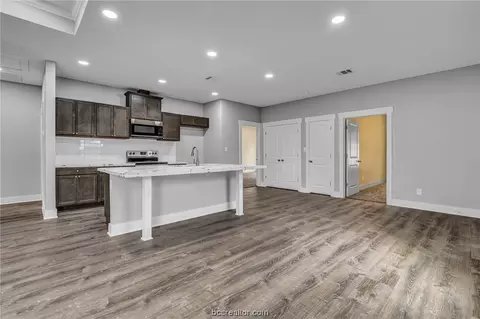 1200 Clark St, Bryan, TX 77808 photo 9