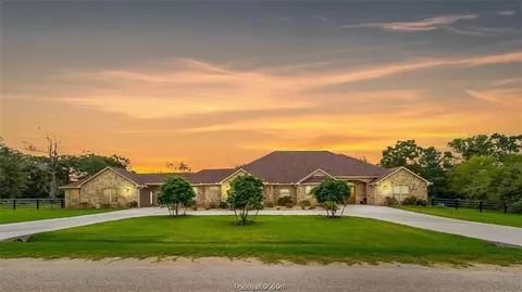 4367 Quiet Waters, North Zulch, TX 77872