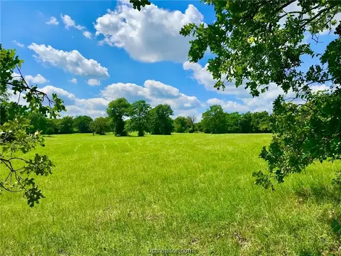 4892 Fm 1940, Franklin, TX 77856