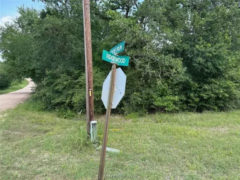 861 Ridgewood, Caldwell, TX 77836