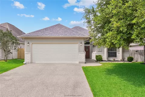 3904 Faimes Ct, College Station, TX 77845