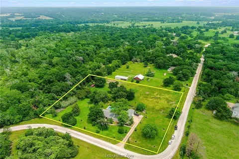 10237 River Rd, College Station, TX 77845