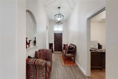 5025 Grayson, Bryan, TX 77802 photo 4