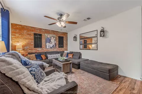 1708 Dillon Ave, Bryan, TX 77803 photo 4