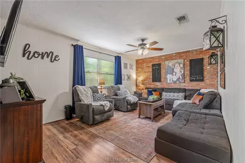 1708 Dillon Ave, Bryan, TX 77803 photo 3