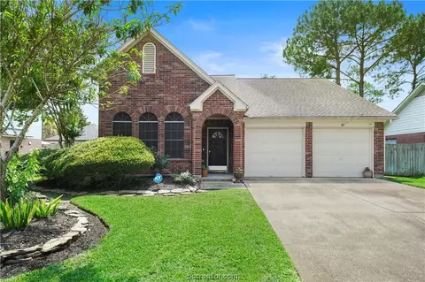 8507 Plum Lake Dr, Houston, TX 77095