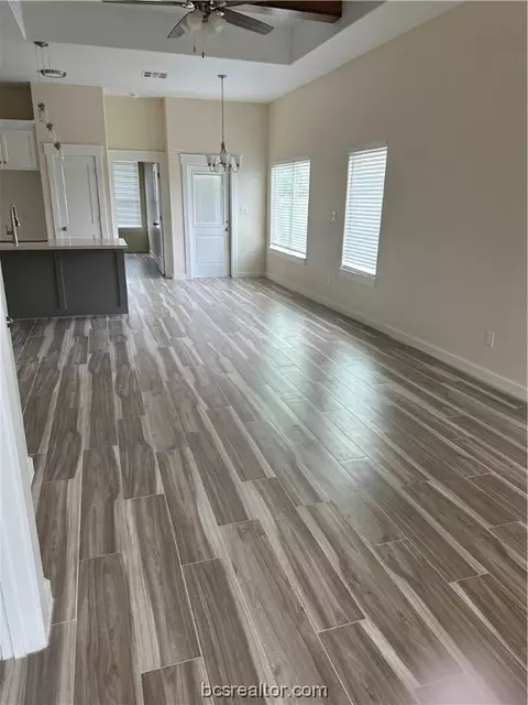 1098 Hazel St, Bryan, TX 77803 photo 15