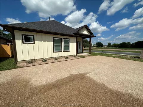 1098 Hazel St, Bryan, TX 77803 photo 20