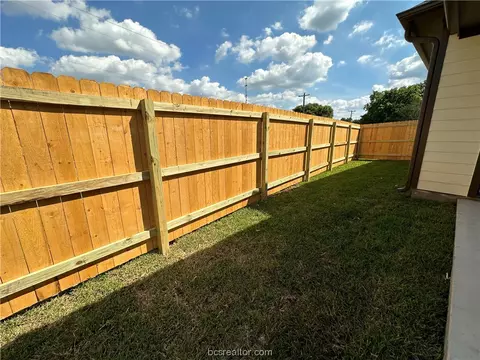 1098 Hazel St, Bryan, TX 77803 photo 45