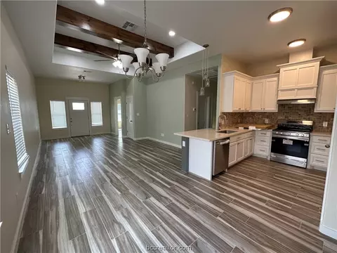 1098 Hazel St, Bryan, TX 77803 photo 25