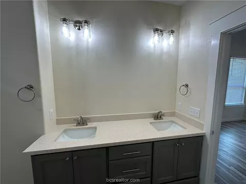 1098 Hazel St, Bryan, TX 77803 photo 31