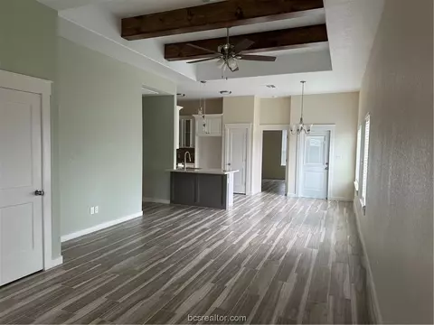 1098 Hazel St, Bryan, TX 77803 photo 2