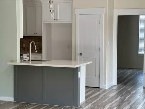 1098 Hazel St, Bryan, TX 77803 photo 24