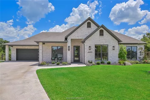4409 Jack Ct, College Station, TX 77845