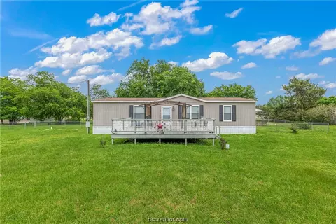 9738 Mayfield Ave, Shiro, TX 77876
