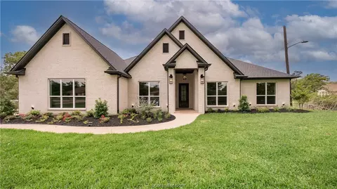 11700 Durrand St, College Station, TX 77845
