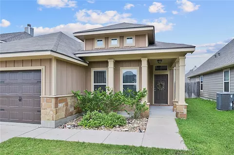 2030 Stubbs Dr, Bryan, TX 77807 photo 2