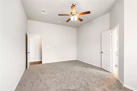 2030 Stubbs Dr, Bryan, TX 77807 photo 11