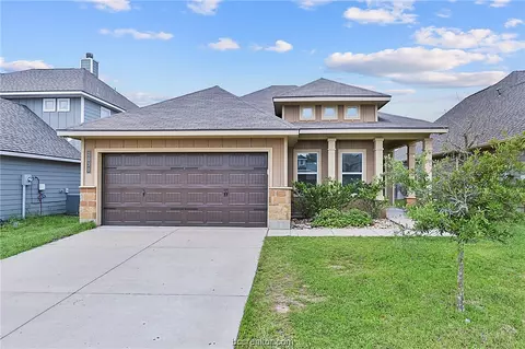 2030 Stubbs Dr, Bryan, TX 77807
