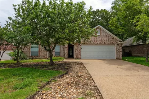3105 Pleasant Grove Dr, College Station, TX 77845